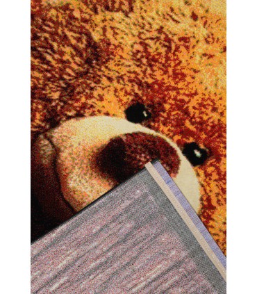 فرش طرح خرس خوابالو و درب چوبی